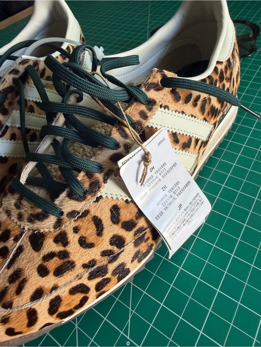 ORIGINALS LEOPARD PRINT SL 72 OG SHOES